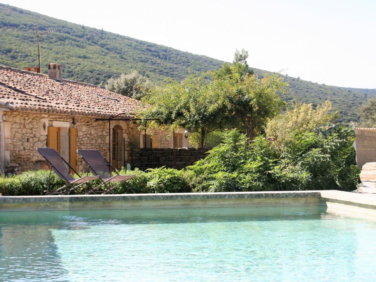 Stylish House With Heated Pool In Lacoste Exterior photo